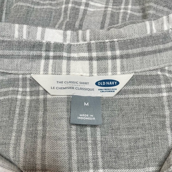 Old Navy The Classic Shirt Grey Plaid Button Up Flannel Shirt Medium - Picture 5 of 9